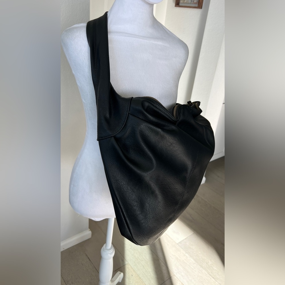Free People Black Hobo Bag - Picture 9 of 16